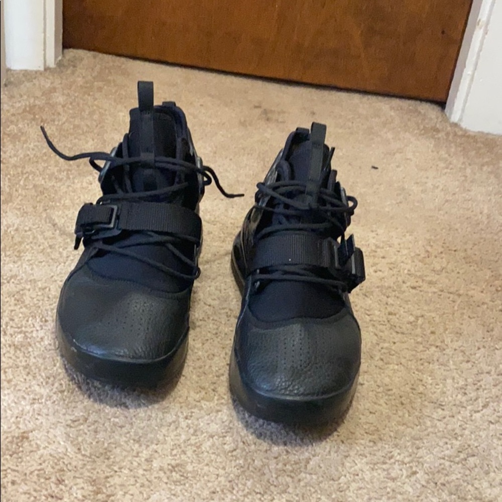 Nike shoes